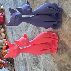 3-D Printed Cat Mommy & ME Statue